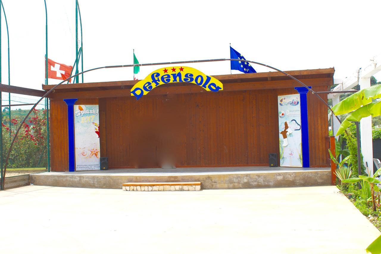Villaggio Turistico Defensola Vieste Buitenkant foto